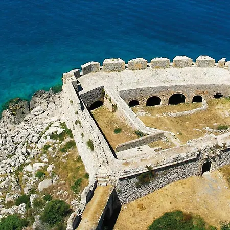 Gaia Navarino Korifásion