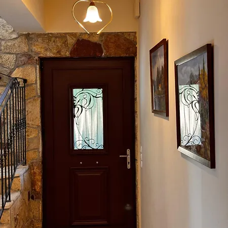 Gaia Navarino Villa *