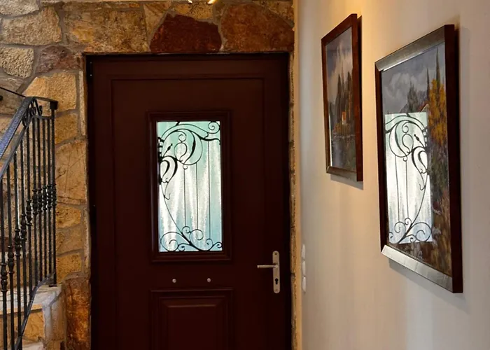 Gaia Navarino Villa *